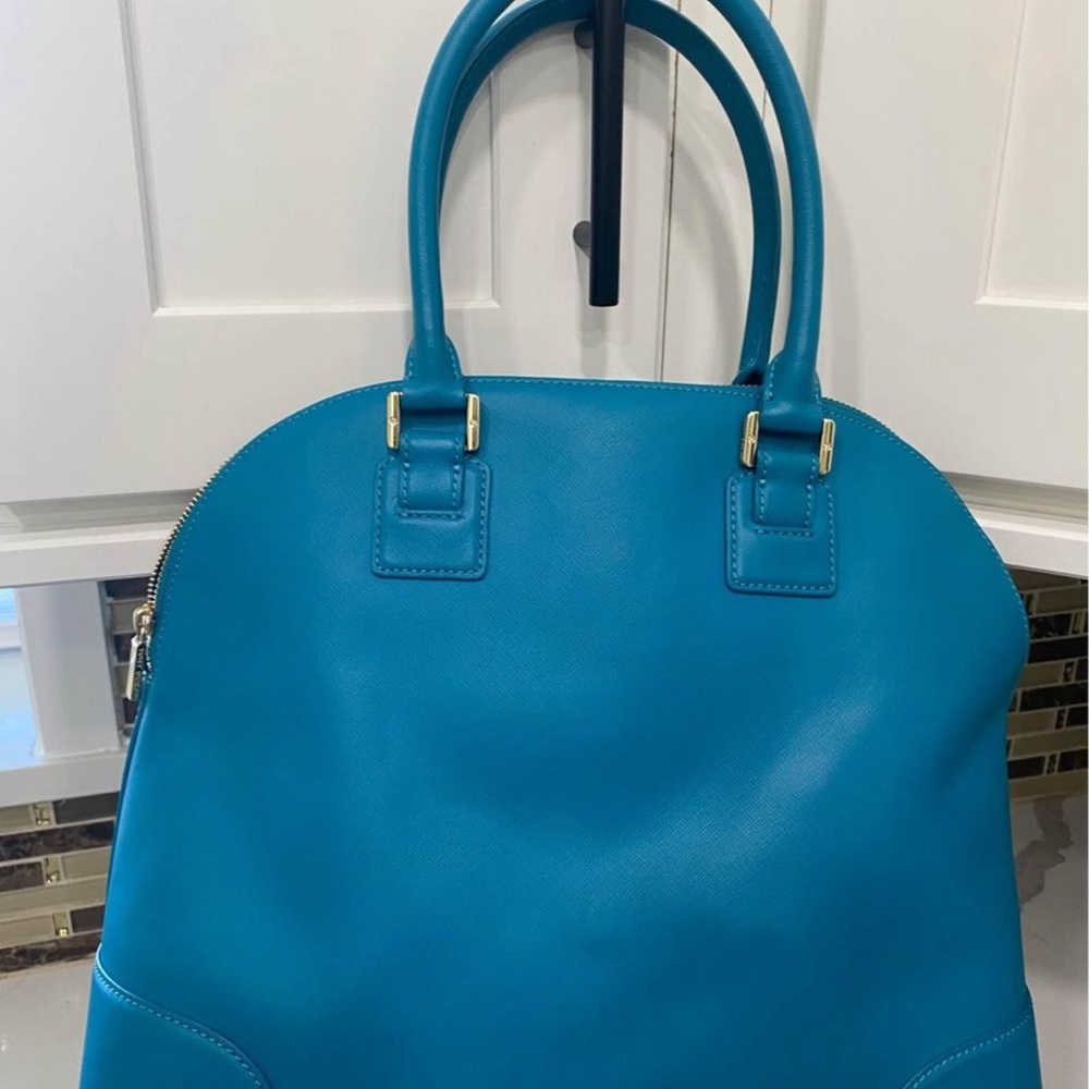 Tory Burch Authentic Handbag . Use Only Once . - image 4